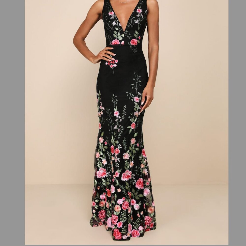 Lulus Black Floral Embroidered Mermaid Maxi Dress -- Only Worn Once!